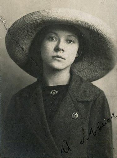 Asja Lacis, 1914.