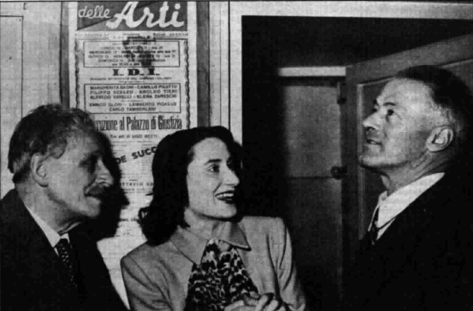 Elena Zareschi con gli attori Ugo Betti e Lamberto Picasso, il 7 gennaio 1949 al Teatro delle Arti, Roma.