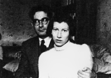 Referenze iconografiche: Leone and Natalia Ginzburg. Fonte: Biography of Natalia Ginzburg. 