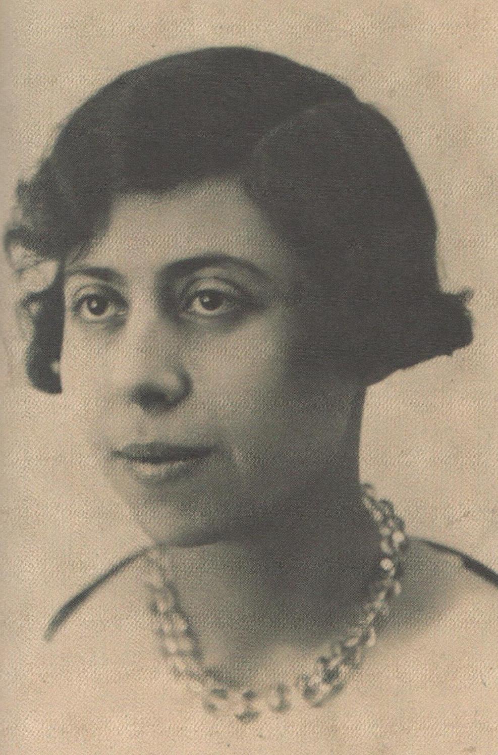 Irène Némirovsky nel 1917, a 14 anni.