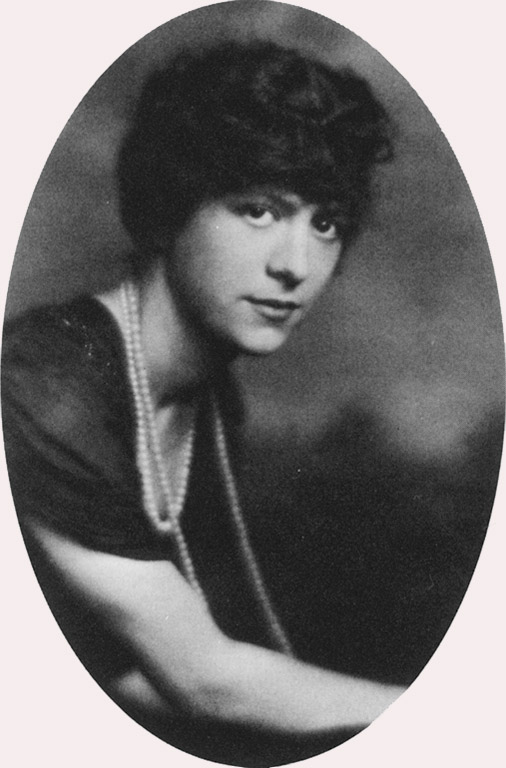 Romaine Brooks nel 1894 (Immagine in pubblico dominio)