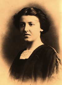 Clelia Lollini, da una pubblicazione del 1919.
